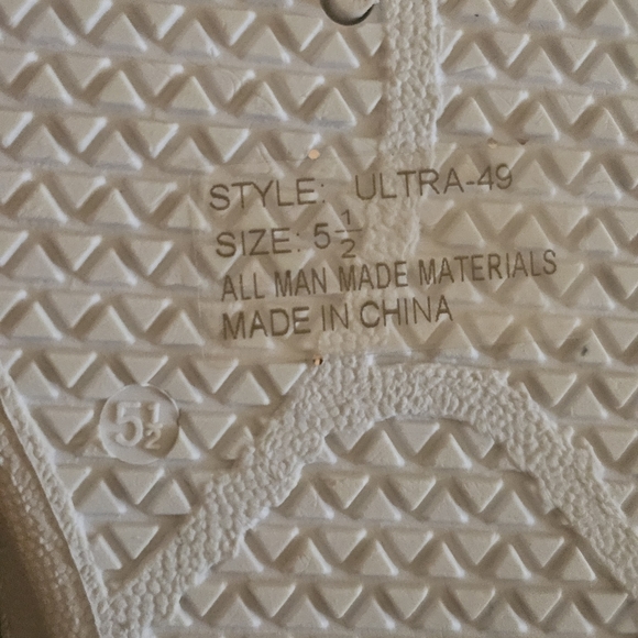 Forever Link Gold Glitter Sneakers - Picture 5 of 8